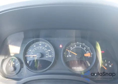 2014 Jeep Compass Sport z USA, uszkodzony, nr VIN 1C4NJCBB3ED560128